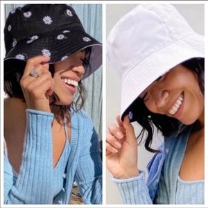 Reversible Bucket Hat - Alice + Olivia by Stacey Bendet - NEW w/ Tags - One Size